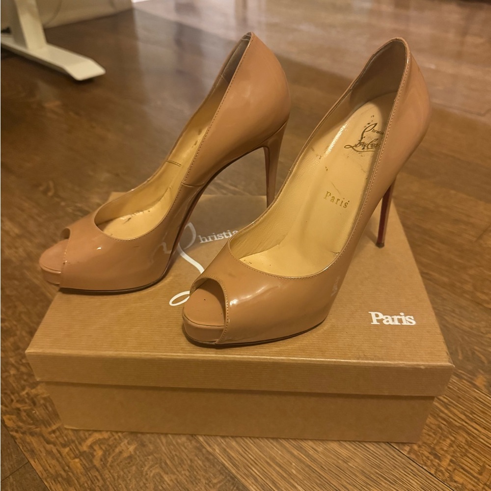 Christian Louboutin very privé 120 patent